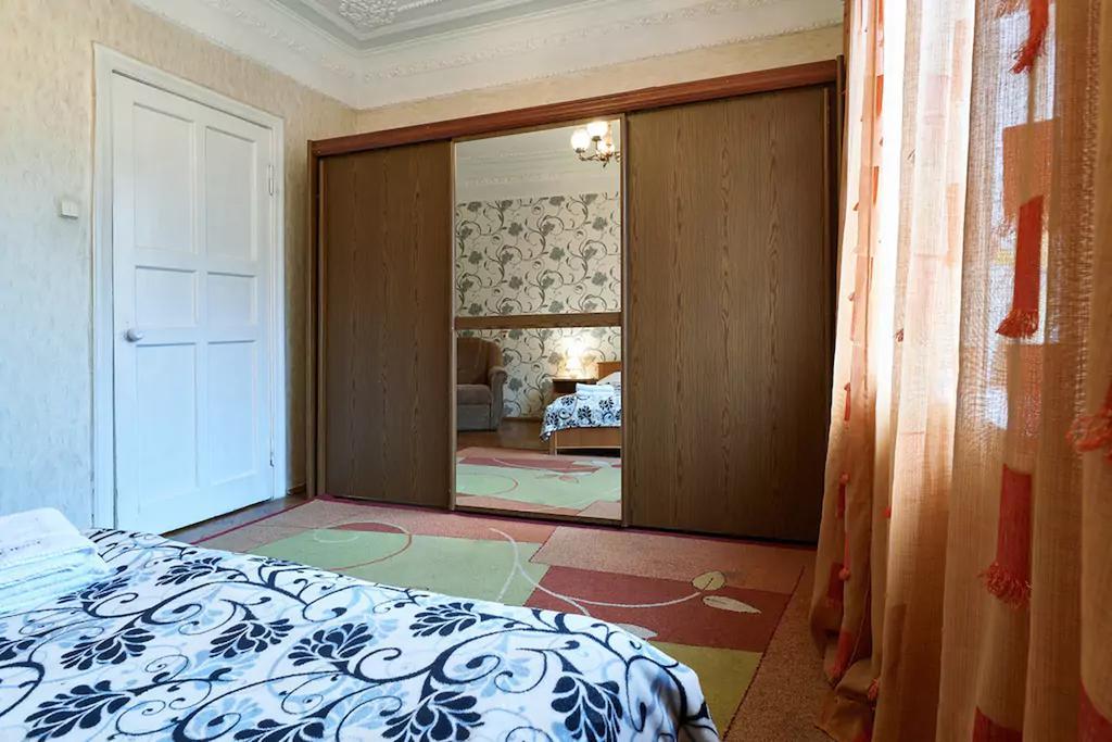 On Lva Tolstogo Daire Kiev